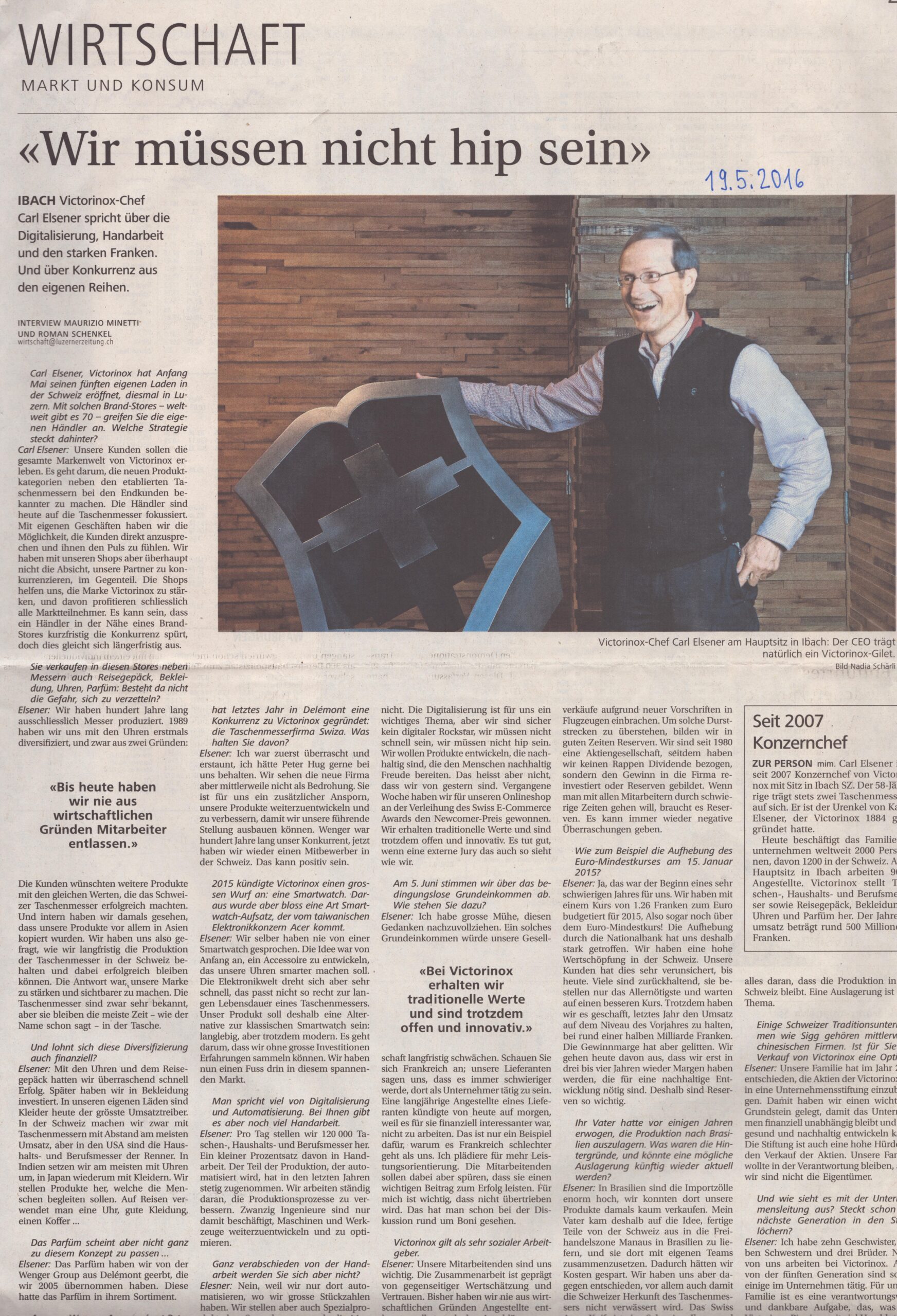 CEO mit Gilet
M.MinettI/R.Schenkel, Bote der Urschweiz, 2016, ZeVic68