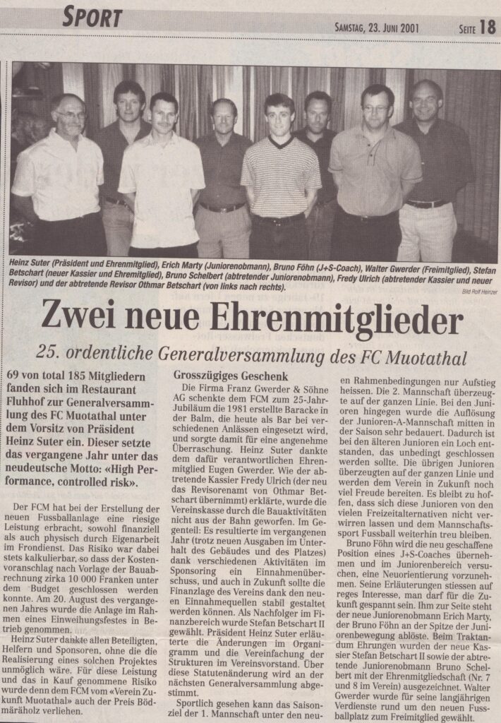 Generalversammlung
Rolf Heinzer, Bote der Urschweiz, 2001, Ze371